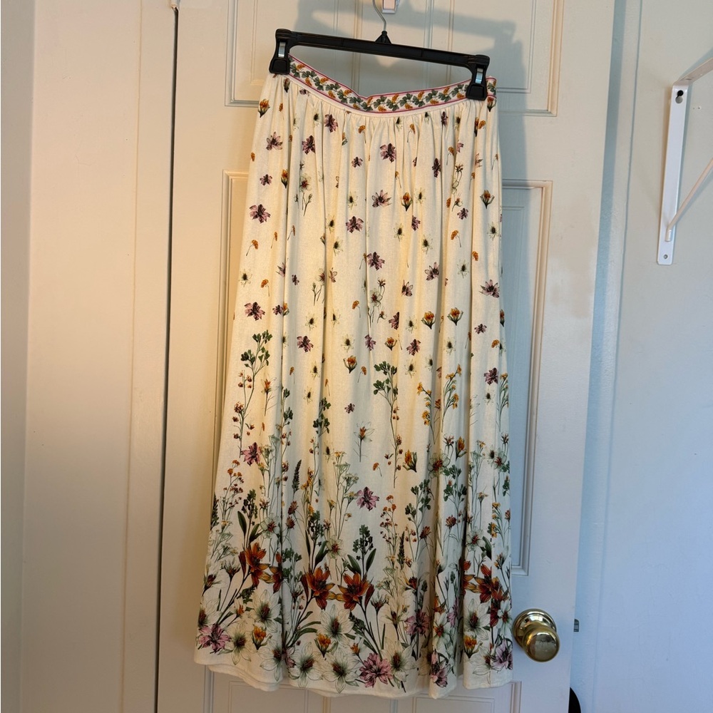 Max Studio Floral Cream Skirt